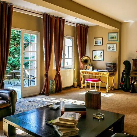 - Restaurant La Chaloupe 2*