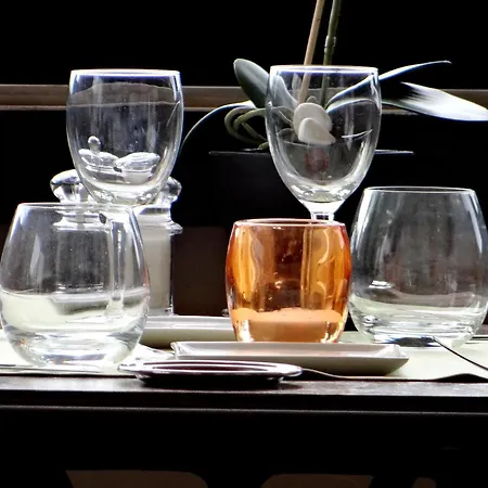 - Restaurant La Chaloupe לה פורט-דה-בארק
