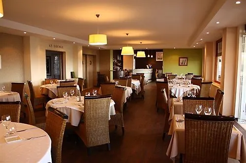 - Restaurant La Chaloupe 2* Port-des-Barques