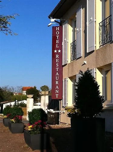 - Restaurant La Chaloupe Le Port-des-Barques