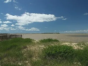 - Restaurant La Chaloupe Hotel 2*